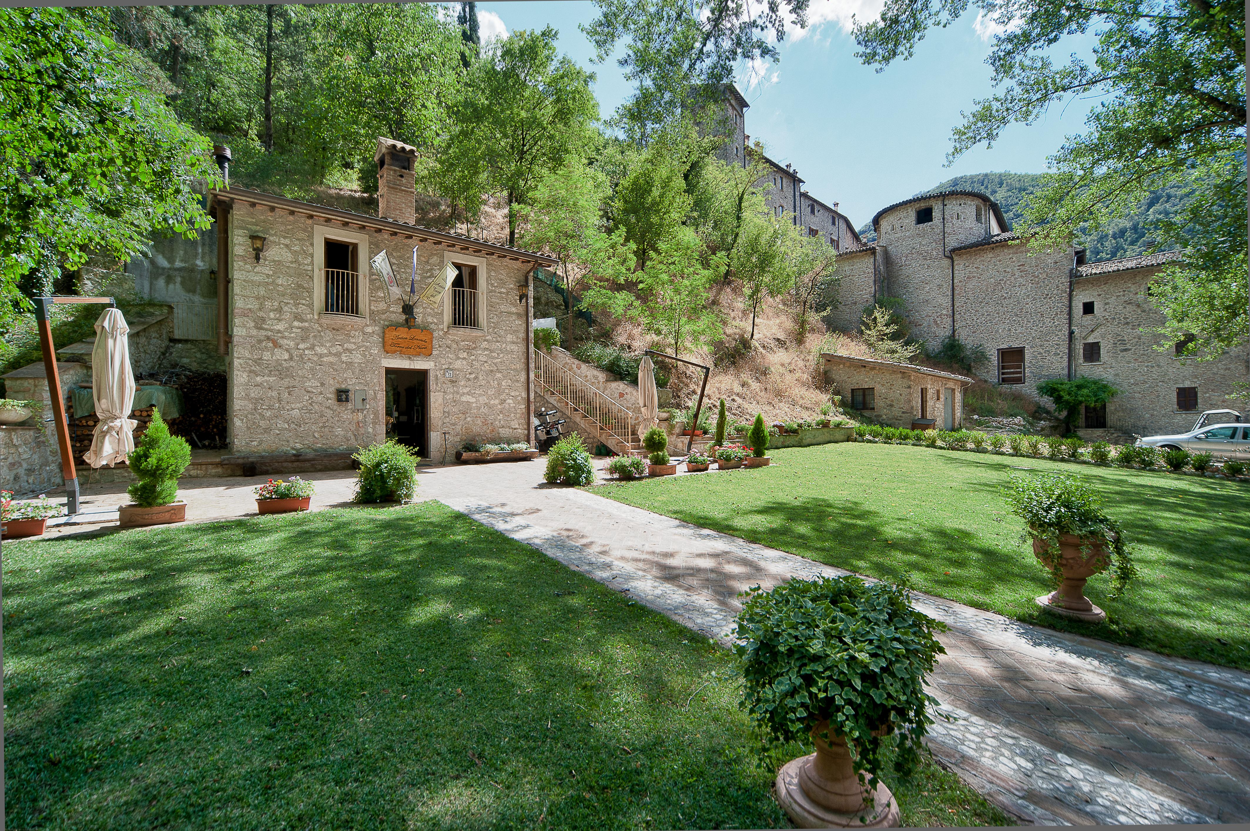 Torre Del Nera Albergo Diffuso & Spa Scheggino Dış mekan fotoğraf